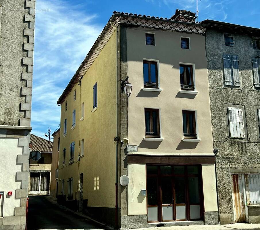Maison à BELLAC