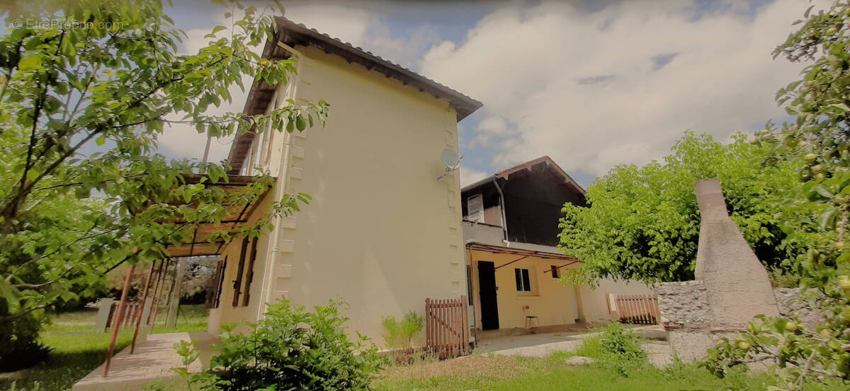 Maison à BAZAS