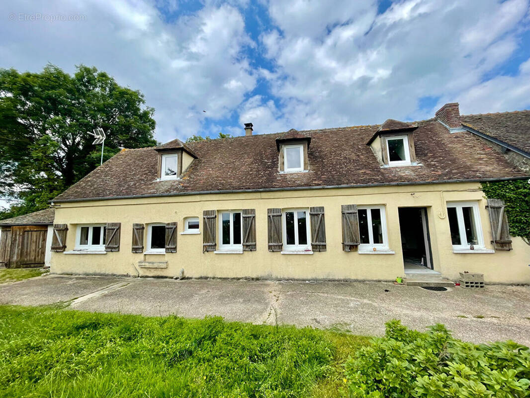 Maison à SAINT-CREPIN-IBOUVILLERS