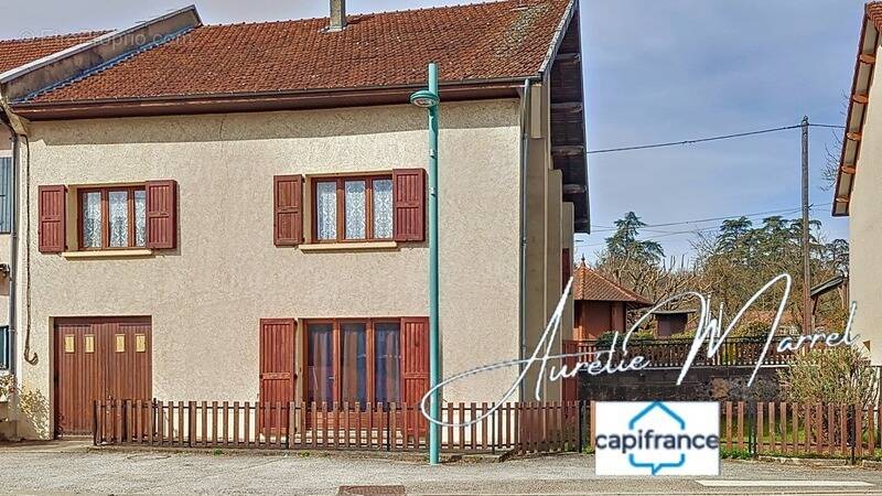 Maison à VIRIEU