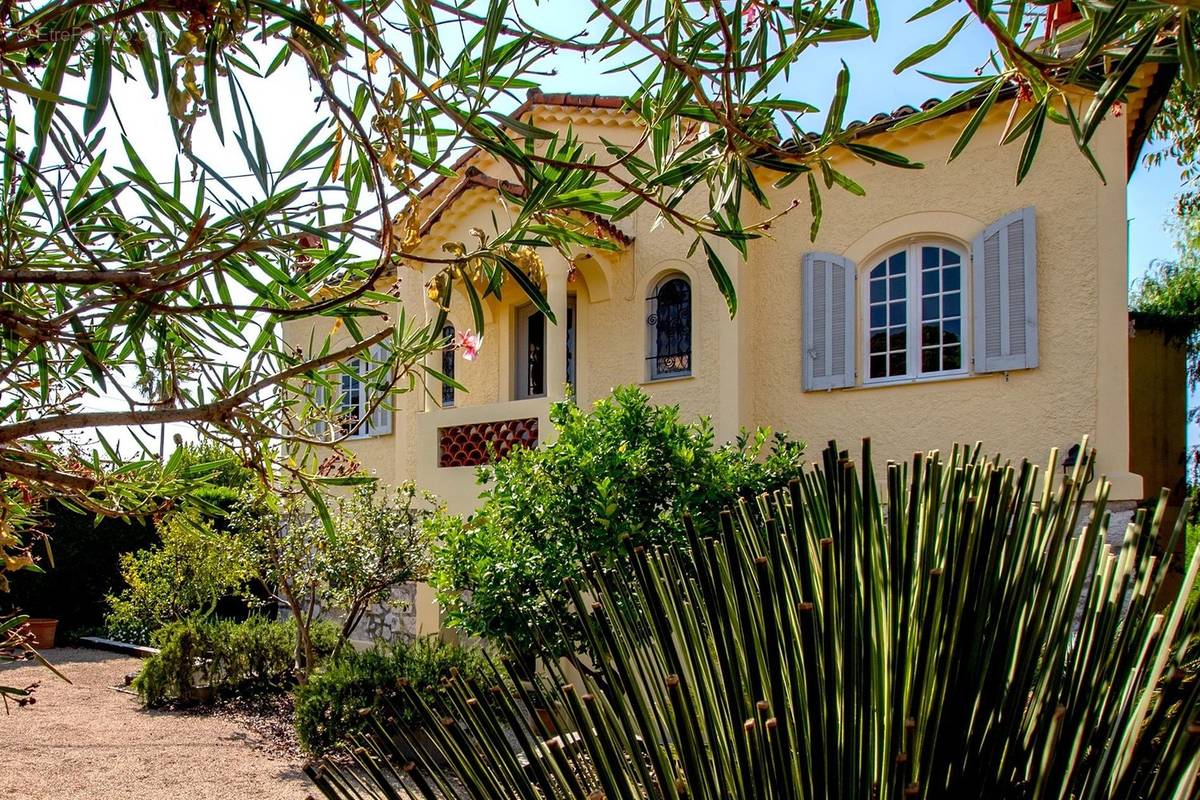Maison à CAGNES-SUR-MER