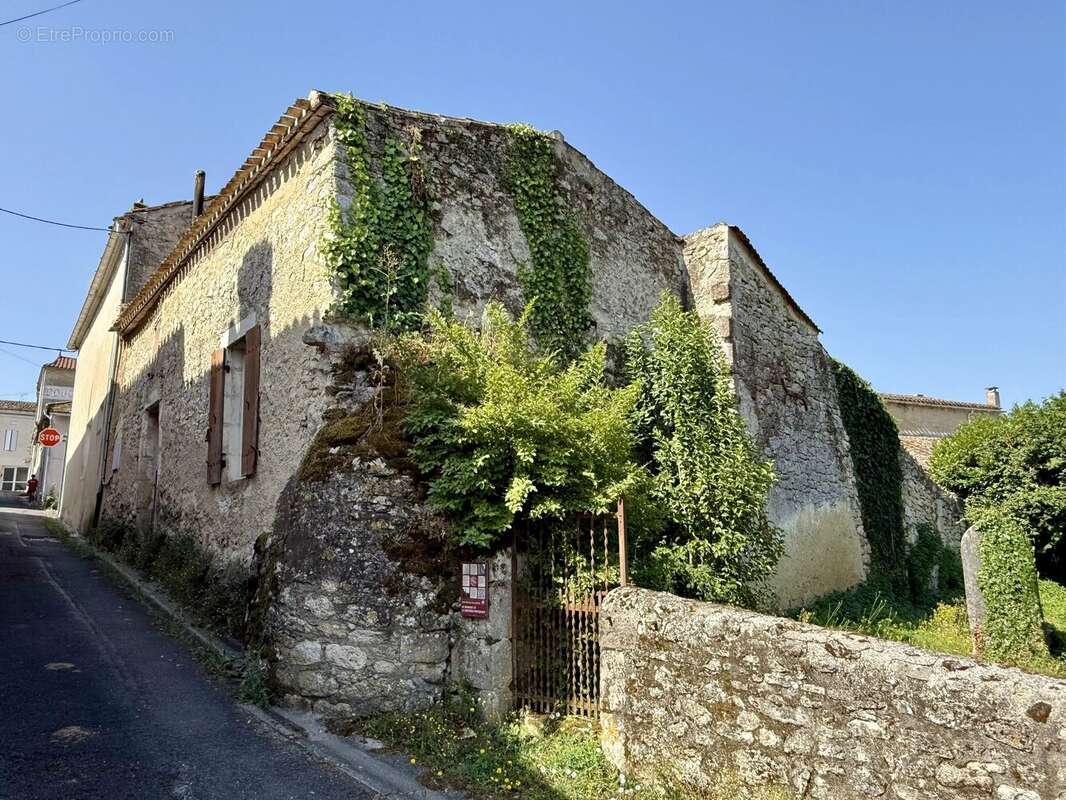 Maison à PELLEGRUE