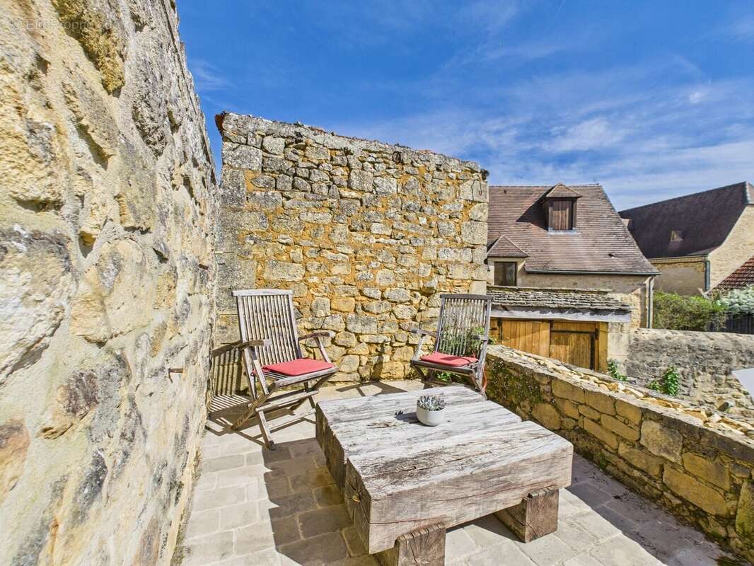 Maison à DOMME