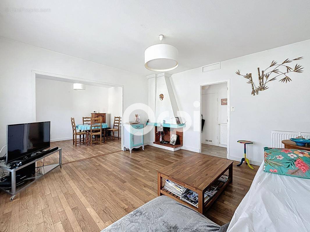 Appartement à BRIVE-LA-GAILLARDE