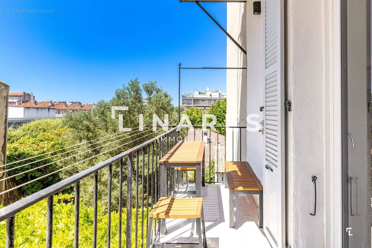 Appartement à MARSEILLE-7E
