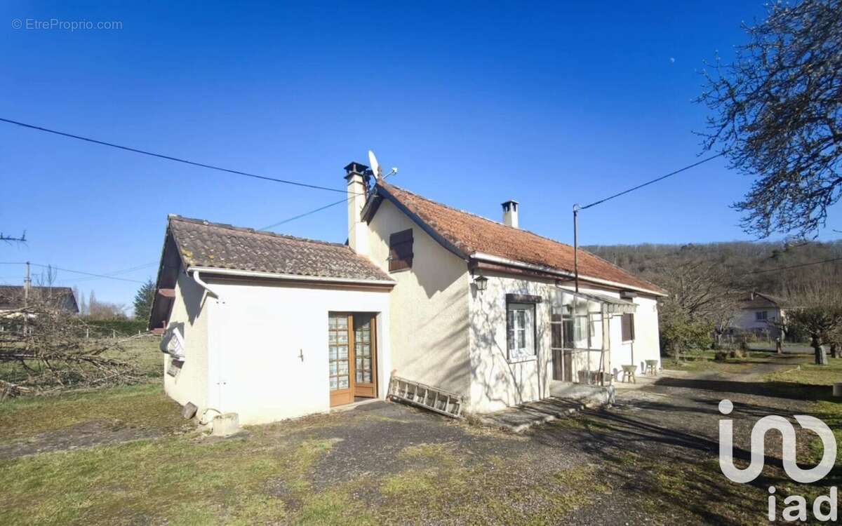 Photo 2 - Maison à BRIGNAC-LA-PLAINE