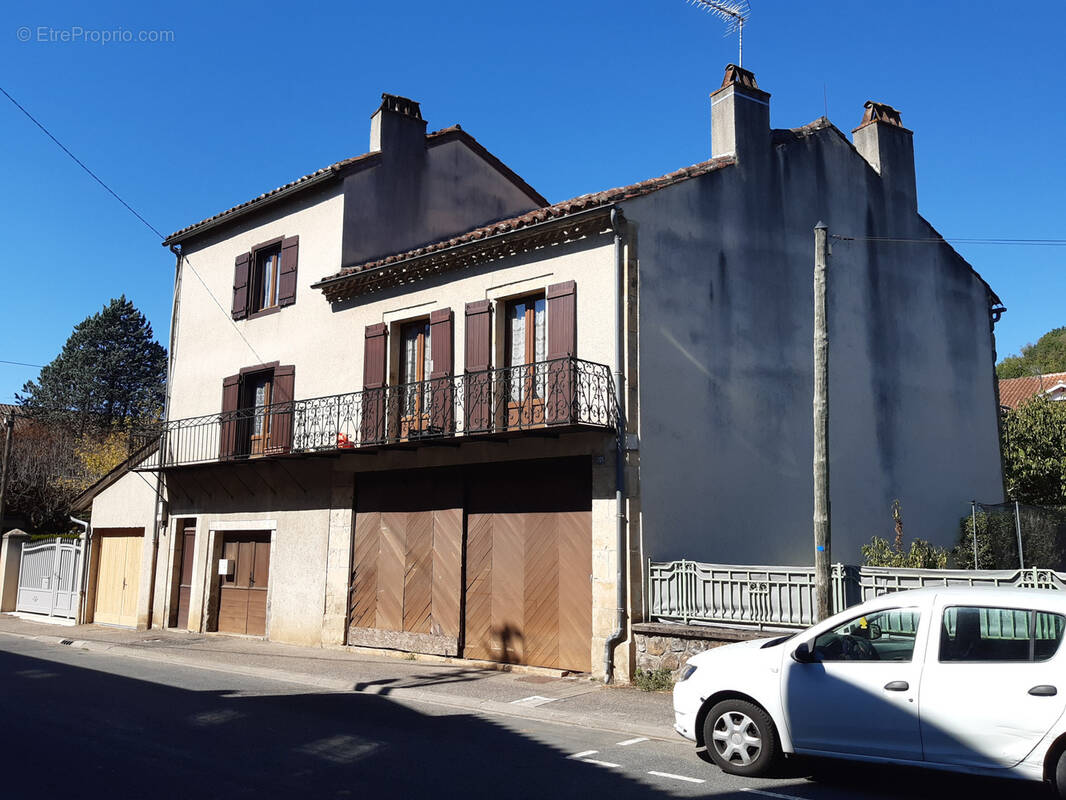 Appartement à SAINT-CERE