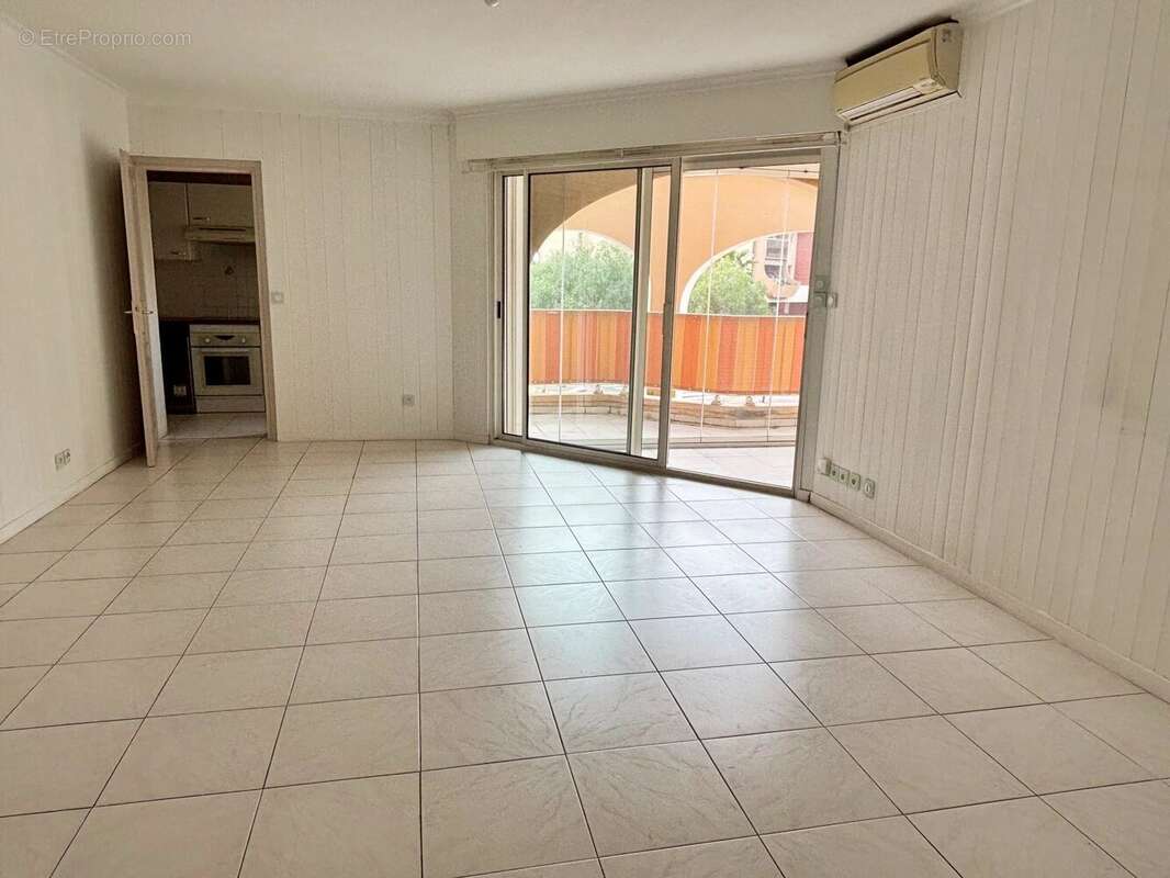 Appartement à FREJUS