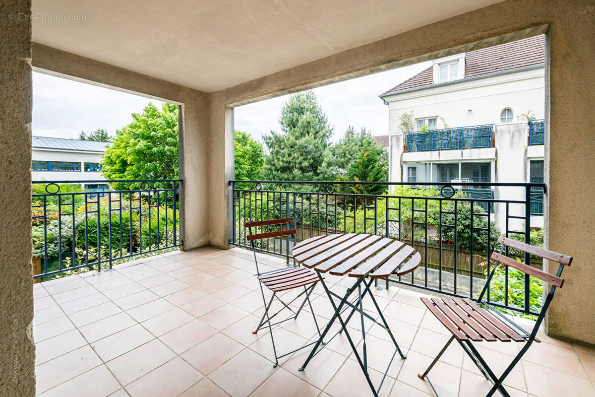 Appartement à BUSSY-SAINT-GEORGES
