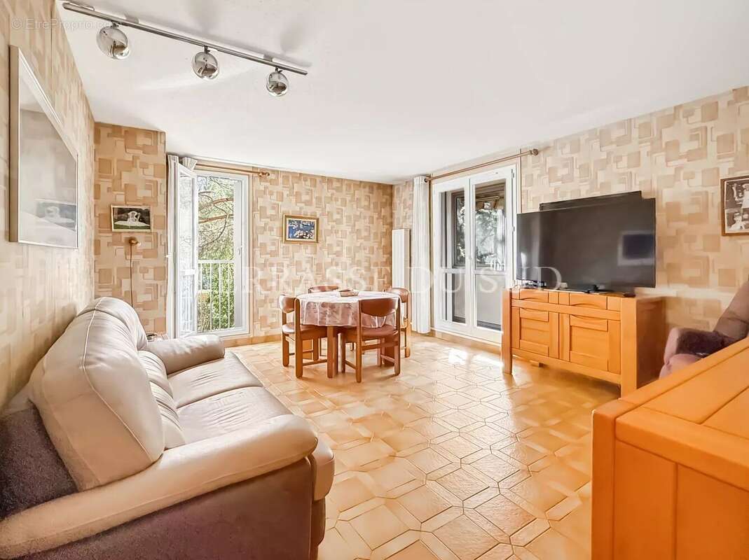 Appartement à MARSEILLE-13E