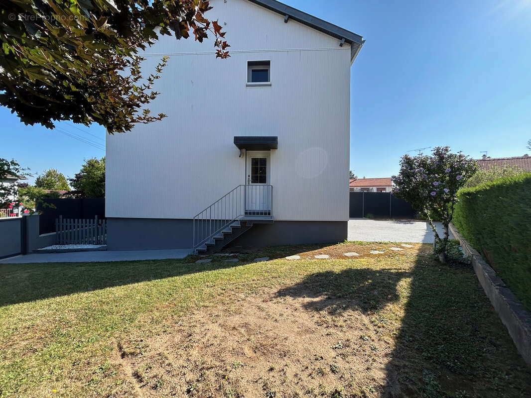 Maison à SAINT-NICOLAS-DE-PORT