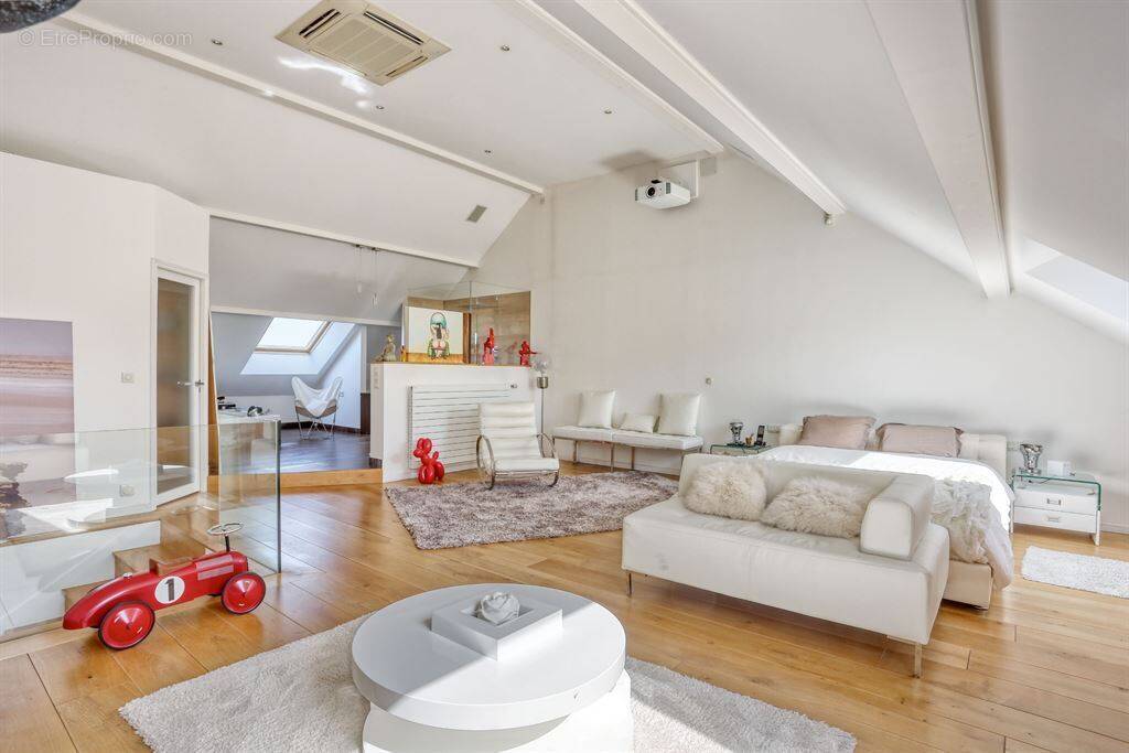 Maison à NANTERRE