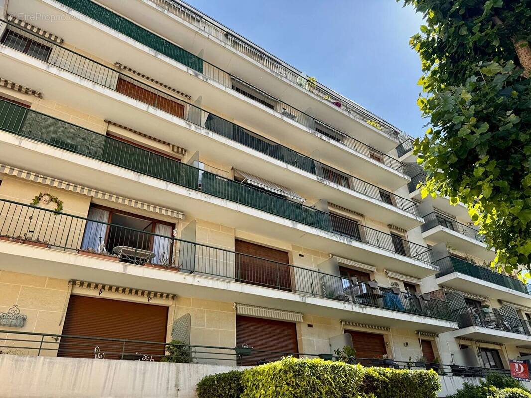 Appartement à BOIS-COLOMBES