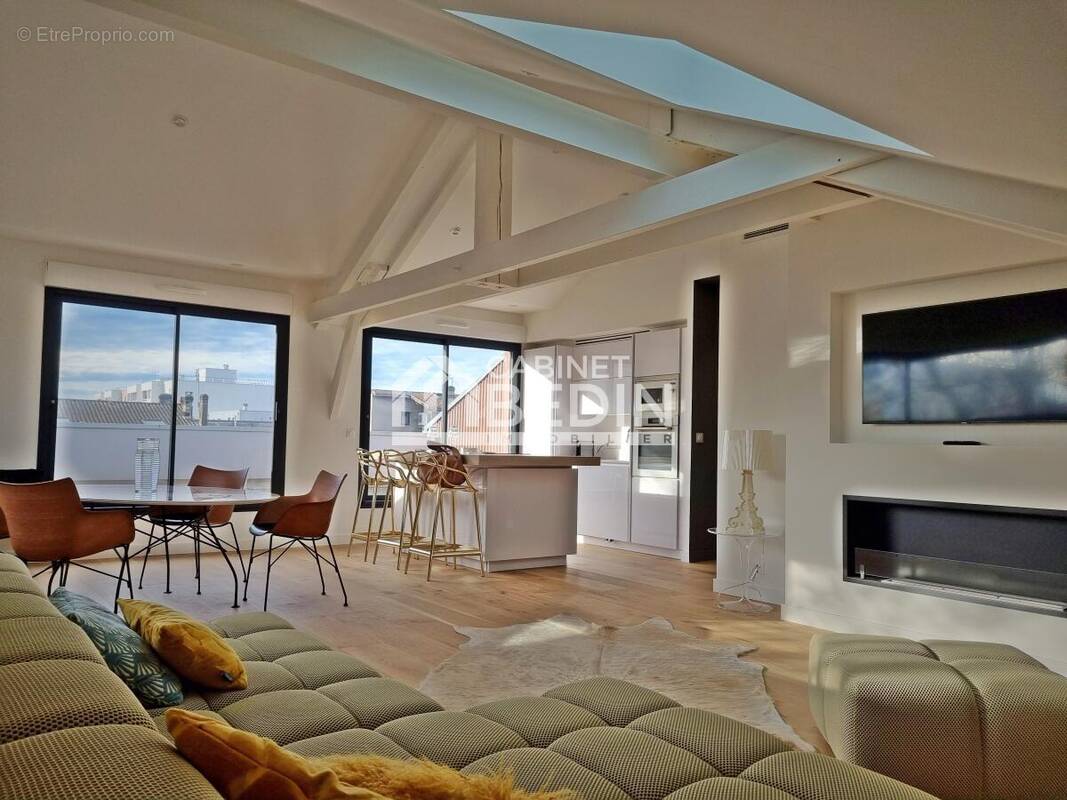 Appartement à BORDEAUX