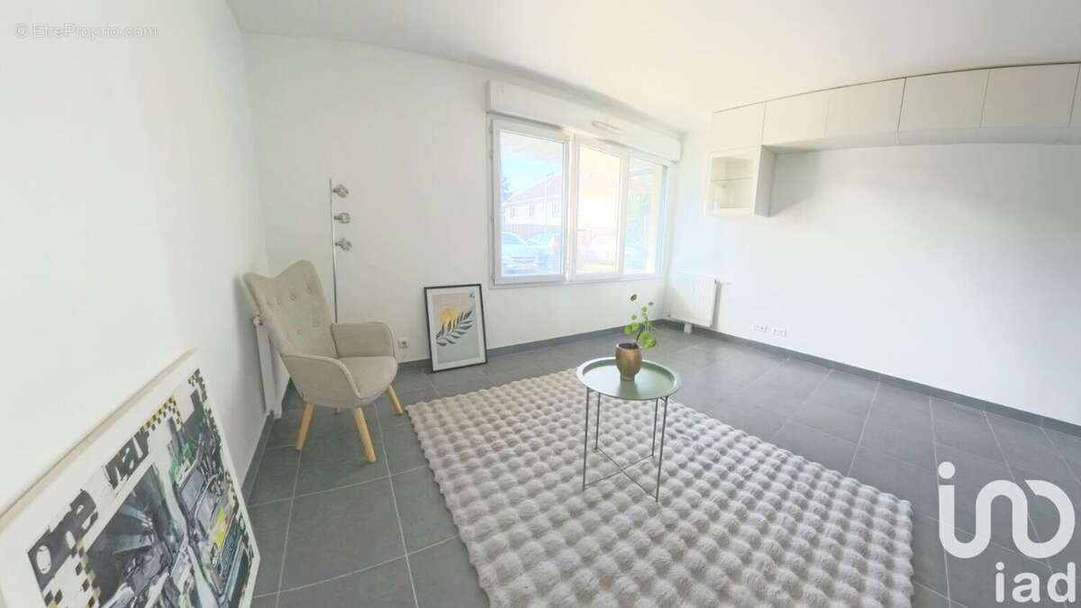 Photo 3 - Appartement à BESSANCOURT