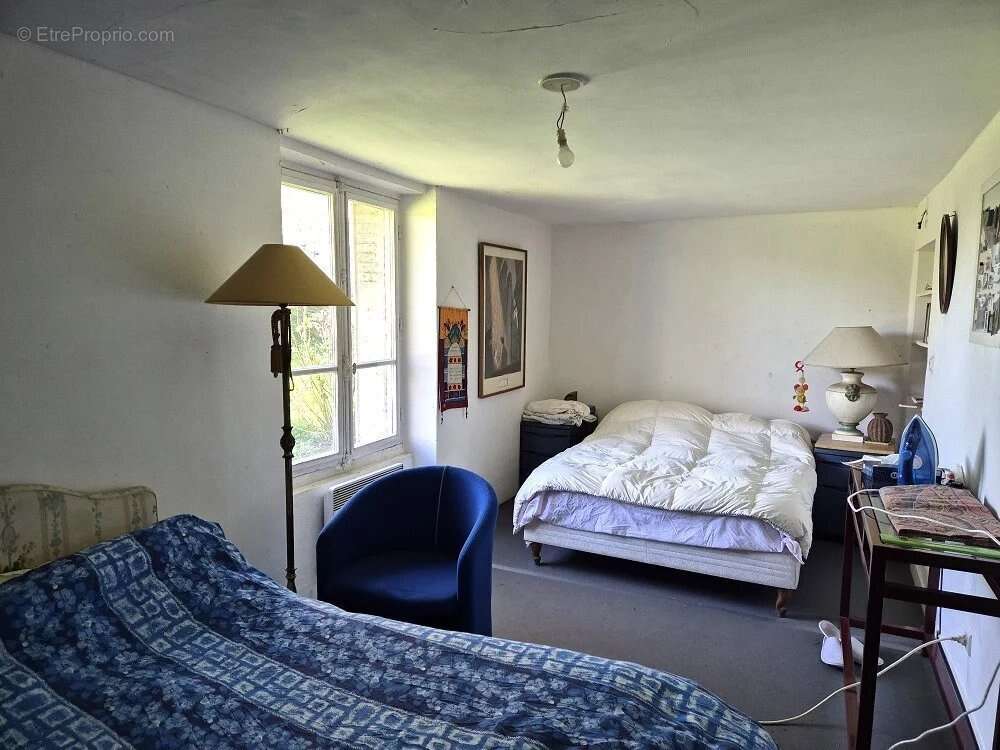 Maison à BEAUNE-LA-ROLANDE