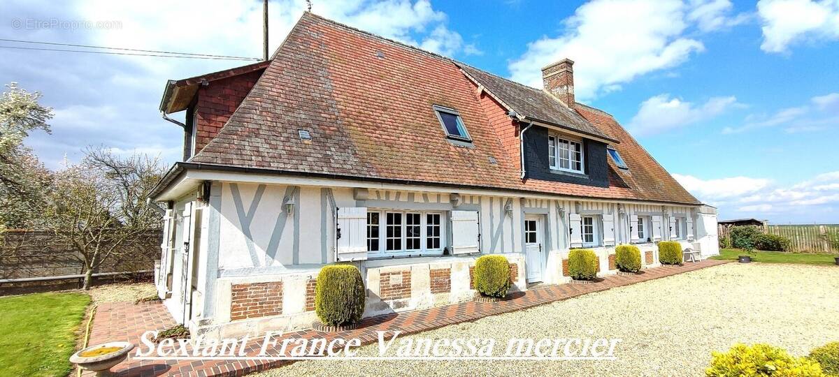 Maison à LE NEUBOURG
