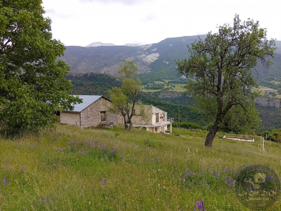 Maison à ANNOT