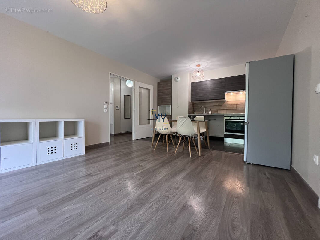 SÉJOUR - Appartement à vendre - T4 75m² - Capinghem - Appartement à CAPINGHEM