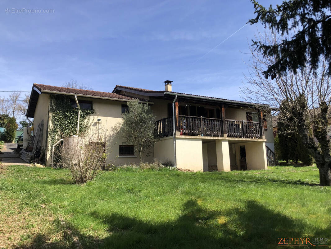 Maison à CHAMELET