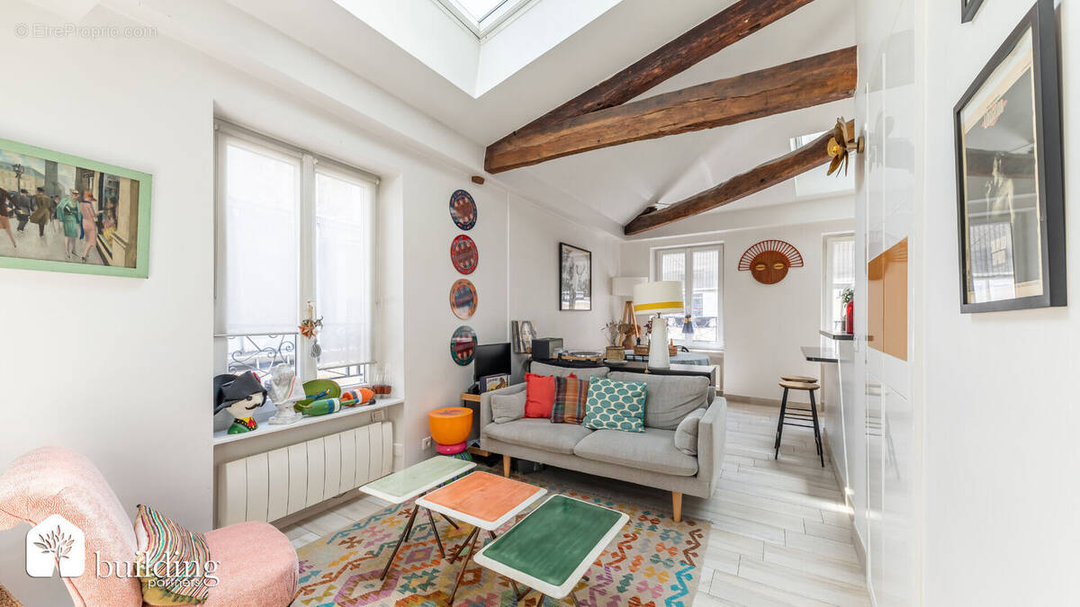 Appartement à PARIS-17E