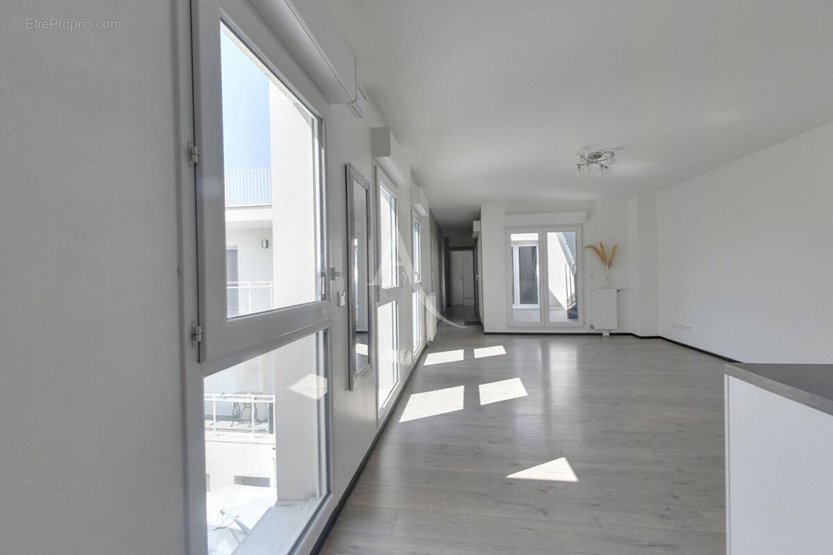 Appartement à ROMAINVILLE