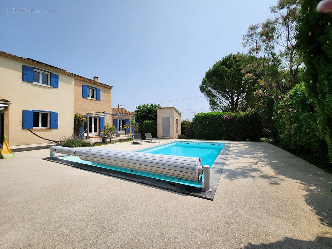 Maison à VEDENE