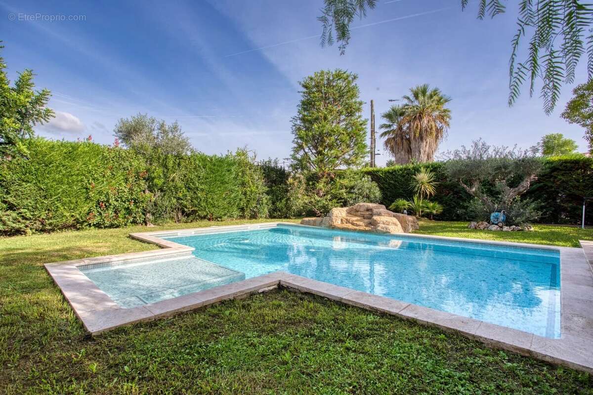 Maison à ANTIBES