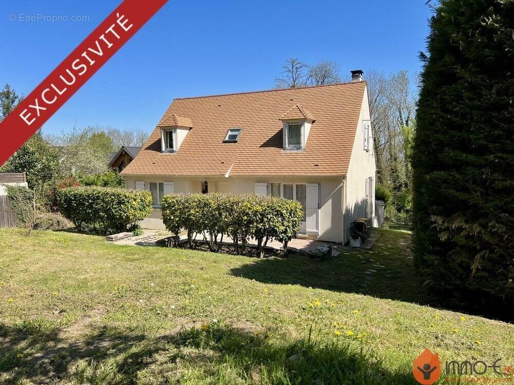 Maison à ESBLY