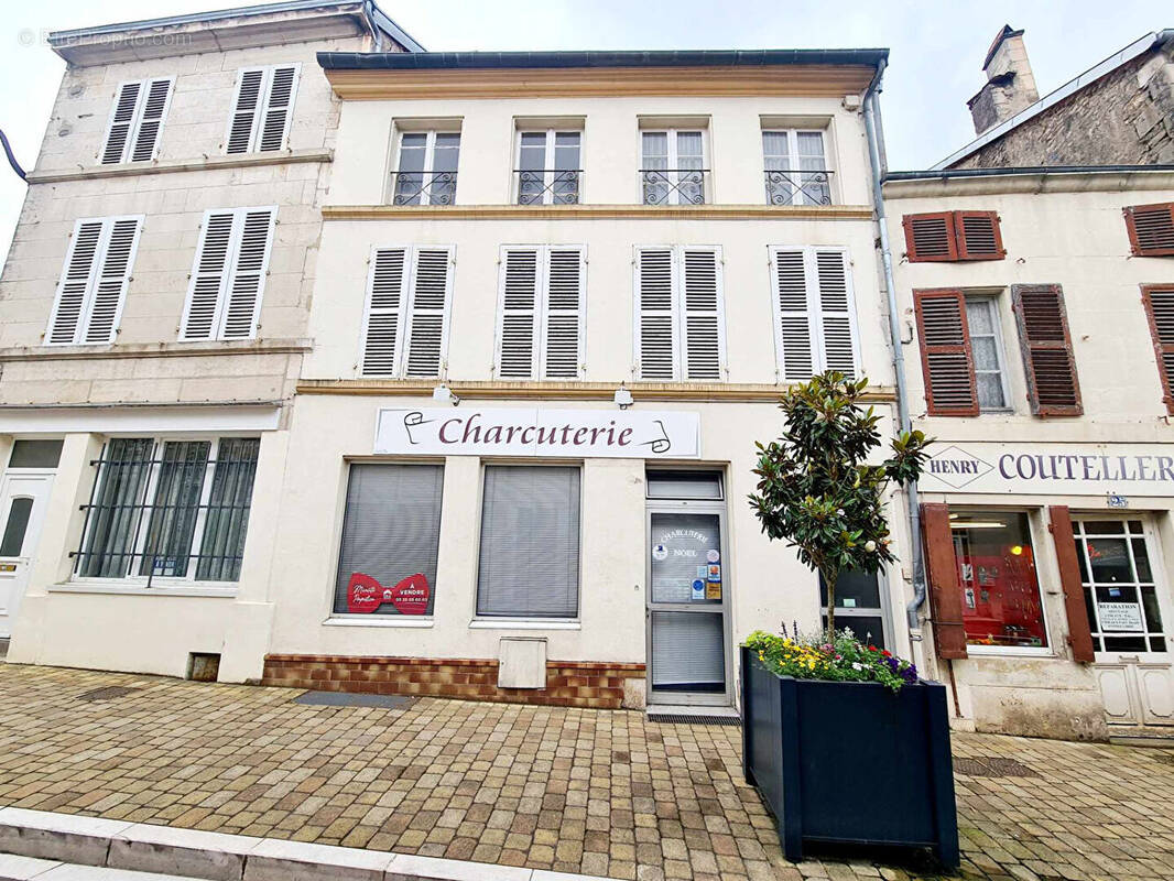 Maison à NOGENT