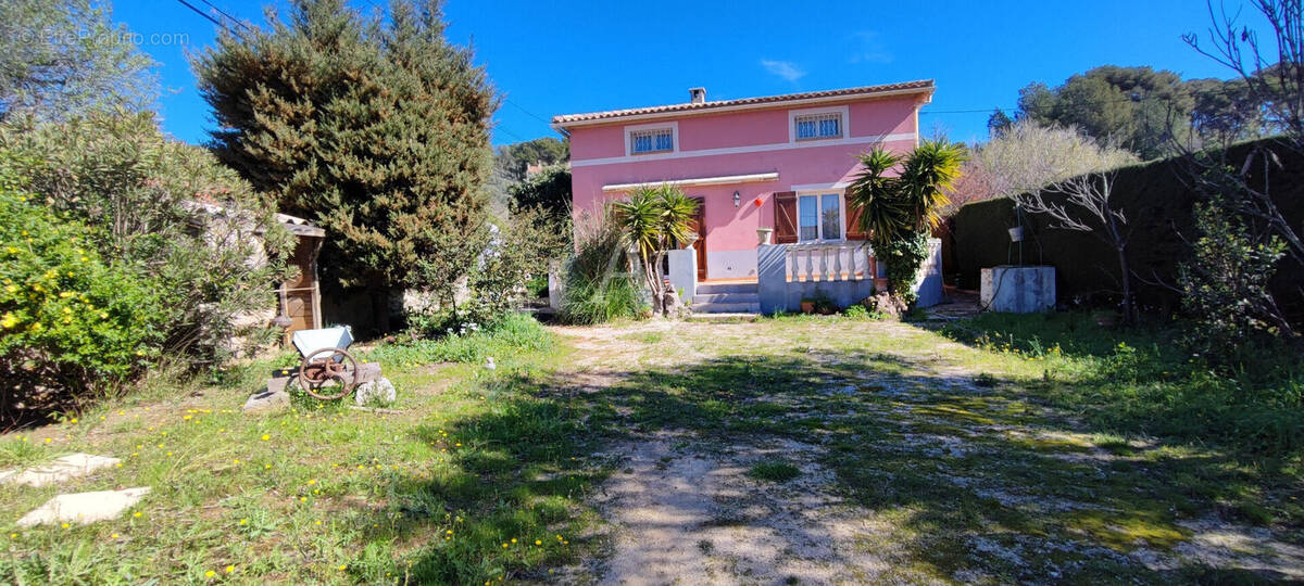 Maison à OLLIOULES