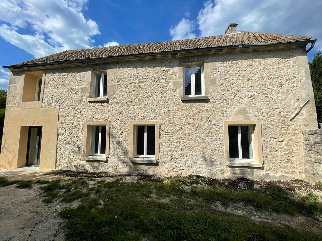 Maison à CREPY-EN-VALOIS