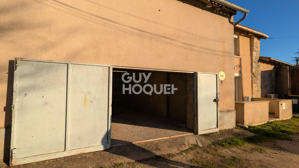 Maison à POITIERS