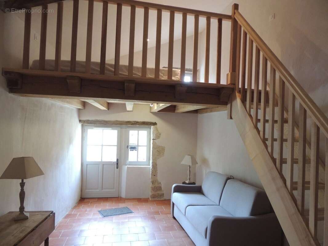 Maison à PINEUILH