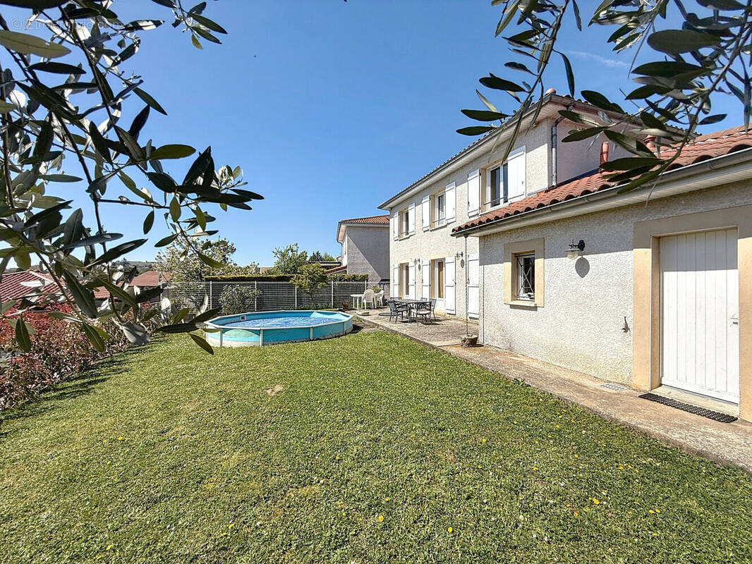 Photo 1 - Maison à SIMANDRES