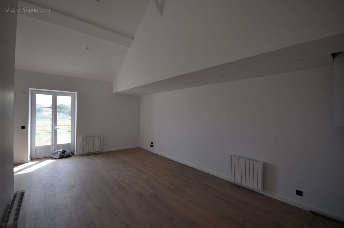 Appartement à USTARITZ
