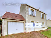 Maison à LONGUEIL-ANNEL