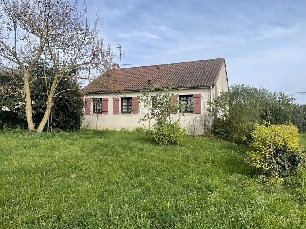 Maison à CHALAIS