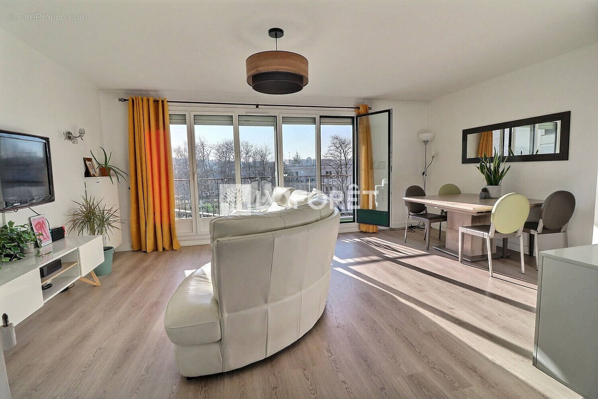 Appartement à VAUCRESSON