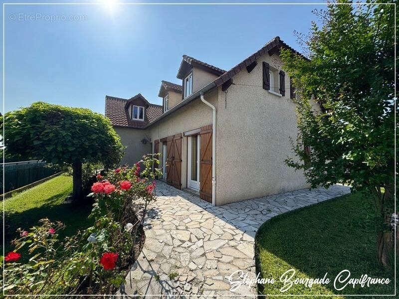 Maison à AUREILHAN