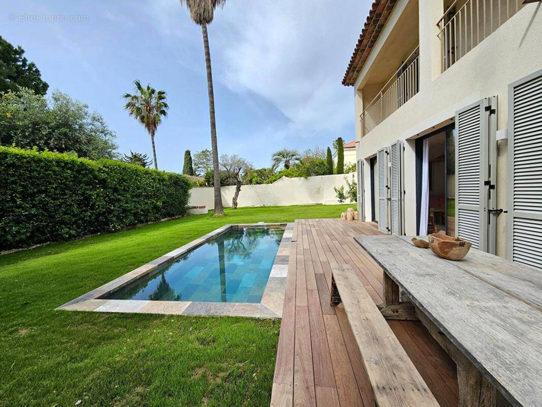 Maison à ANTIBES