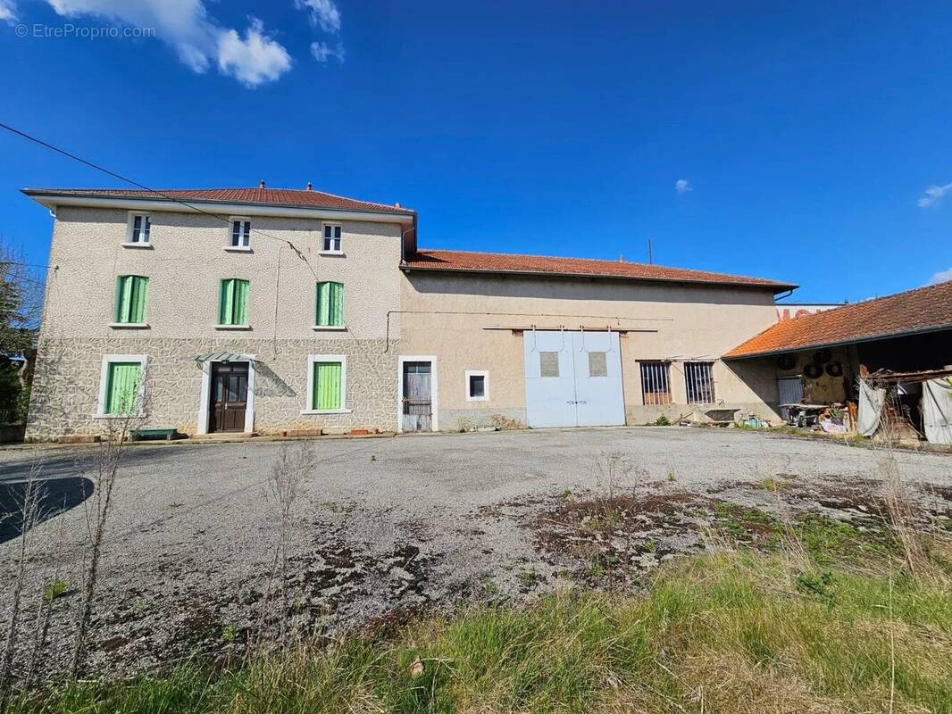 Maison à REVEL-TOURDAN