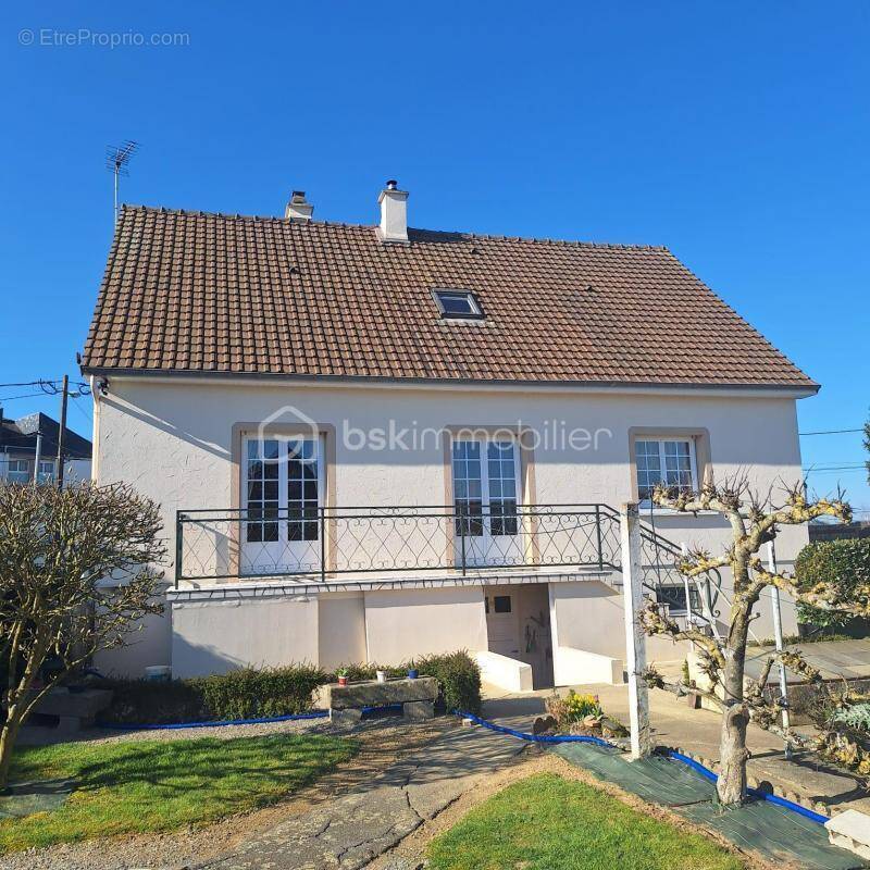 Maison à EVRON