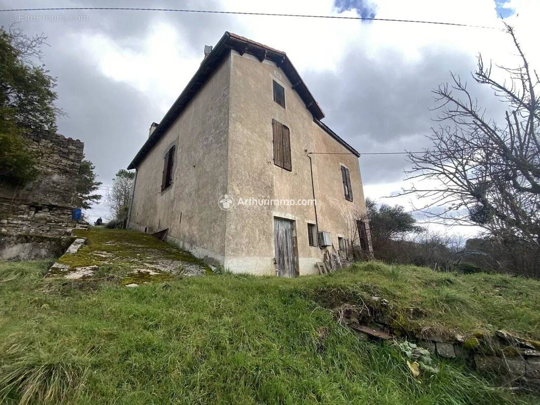 Maison à MILLAU