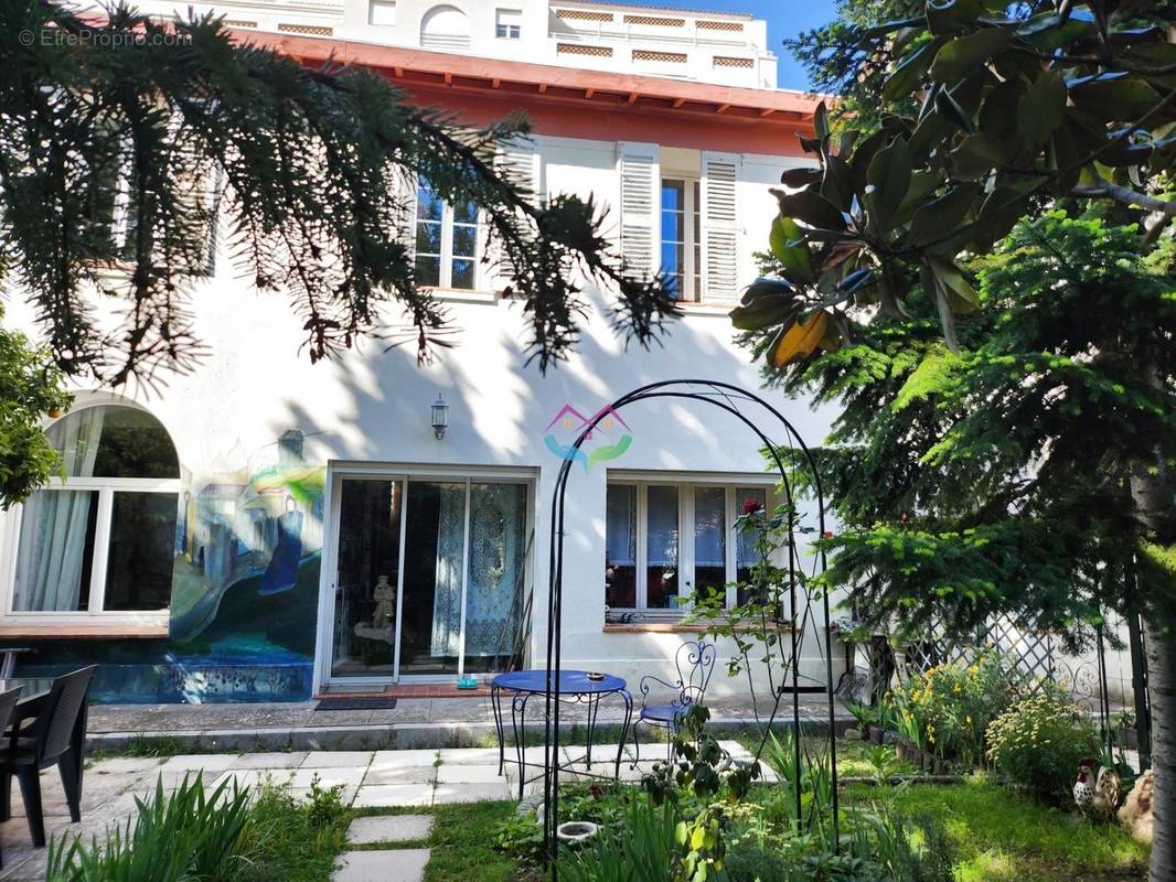 Maison à SAINT-RAPHAEL