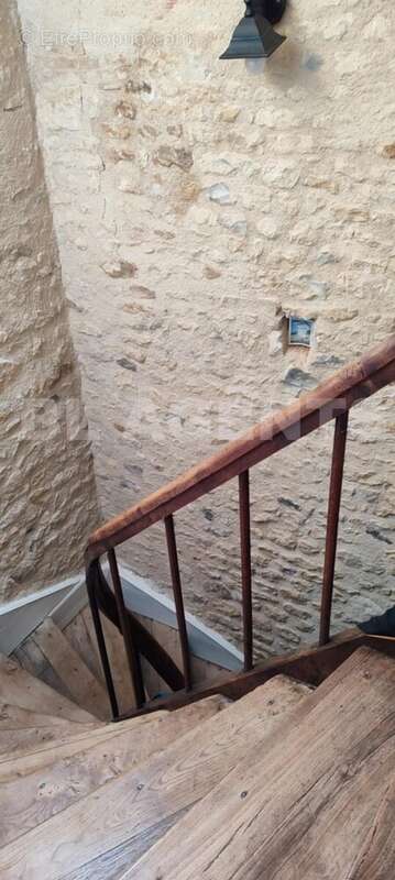 7c0af0ff-2e8a-4801-87c7-8922ed2e3e0e - Copie - Maison à ECOUCHE
