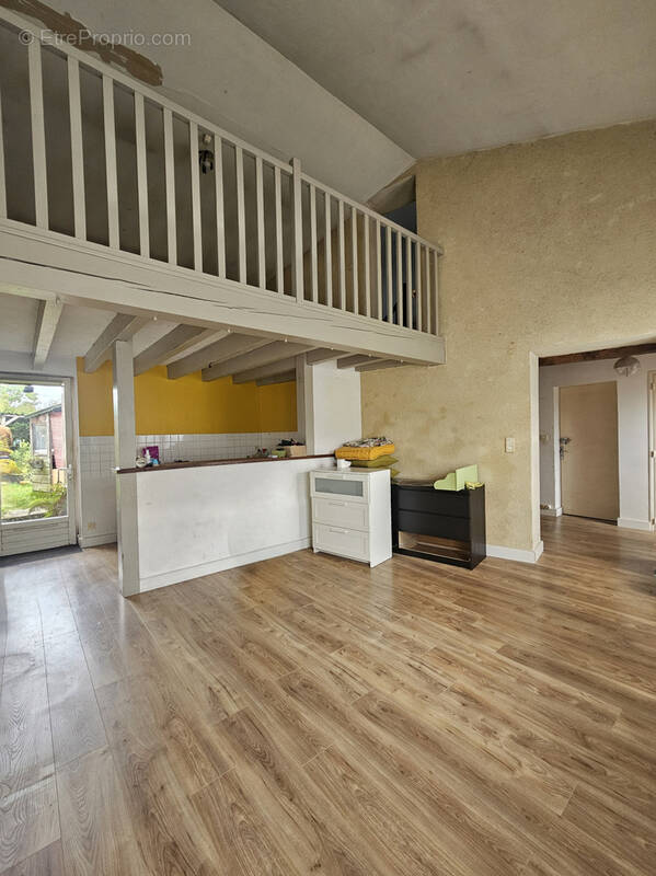 Maison à SAINT-SEBASTIEN-SUR-LOIRE