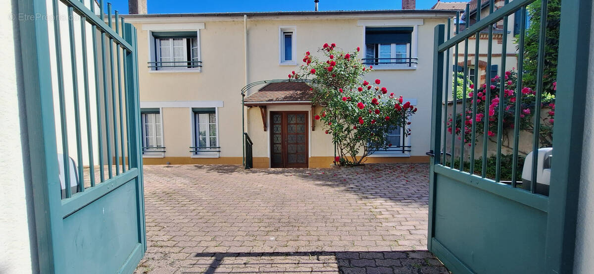 Maison à SENS
