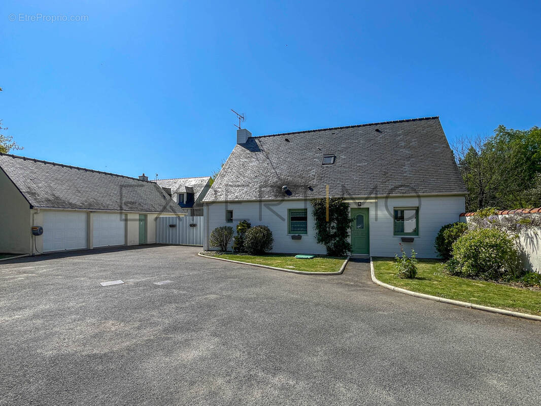 Maison à SAINT-LYPHARD