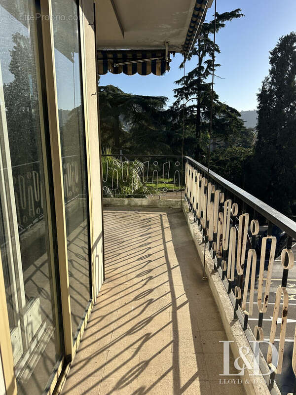 Appartement à LE CANNET